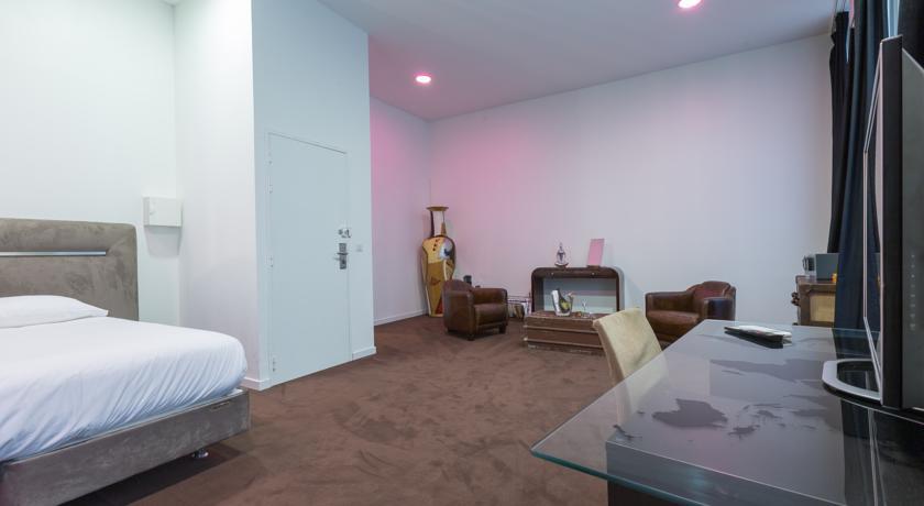 Music Hotel Marseille Room photo